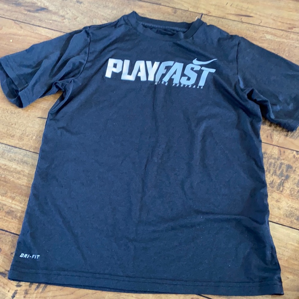 NIKE DRI FIT SHIRT